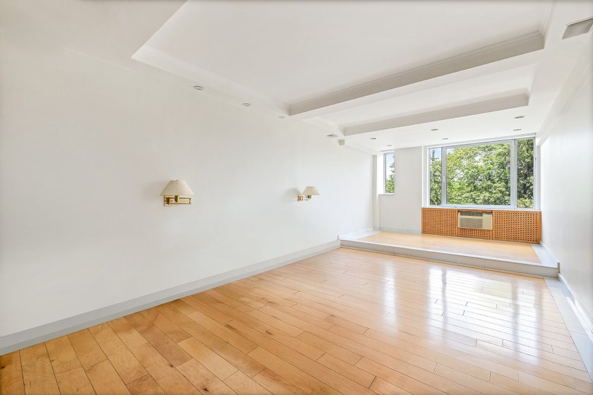 wide photo
