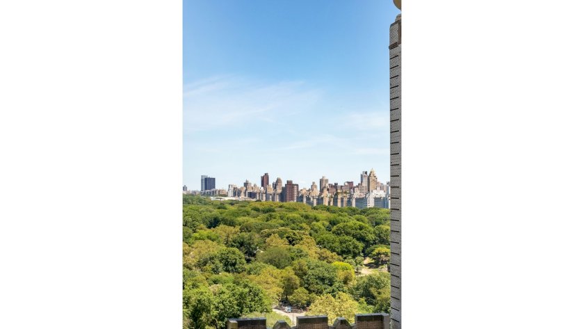 wide photo
