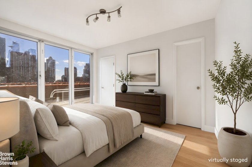 wide photo