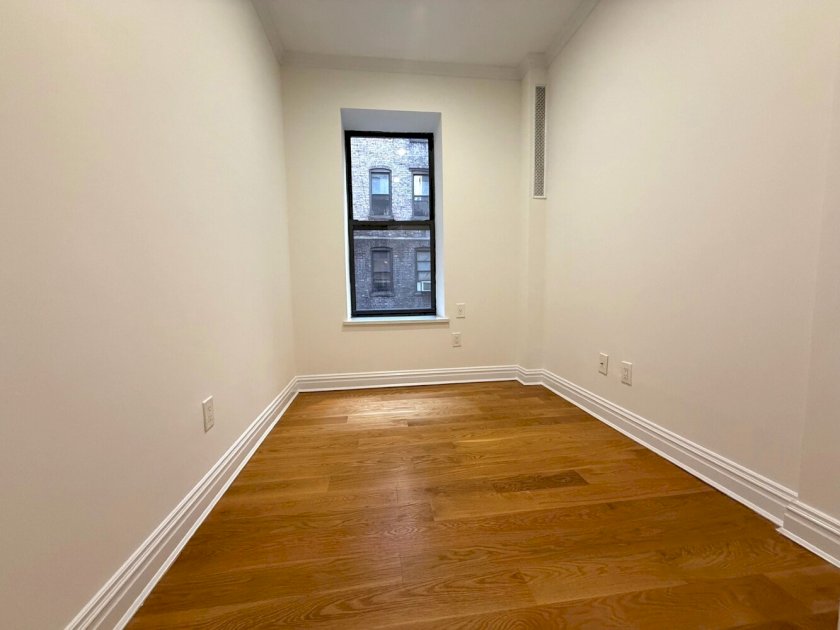 wide photo