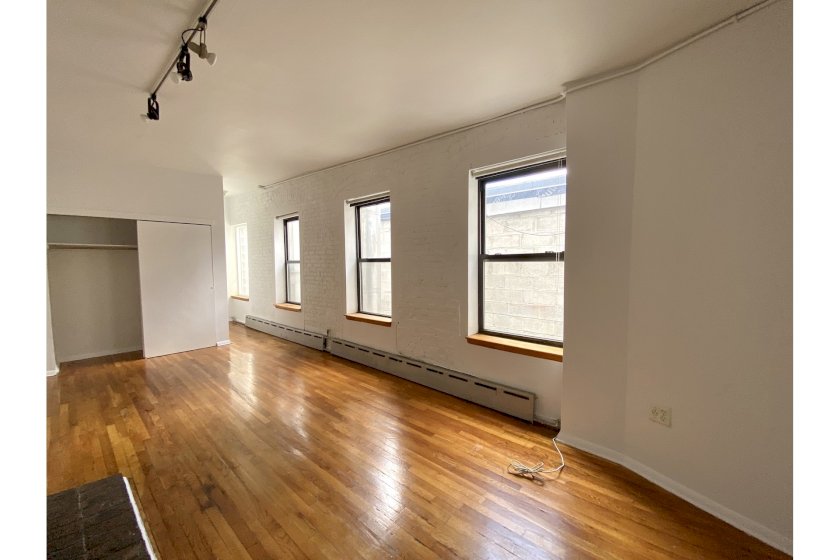 wide photo