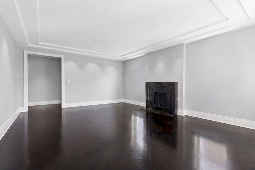 wide photo