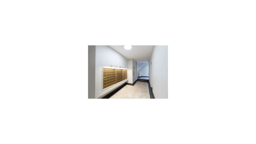 wide photo
