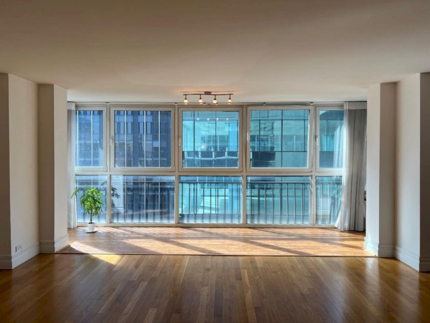 wide photo