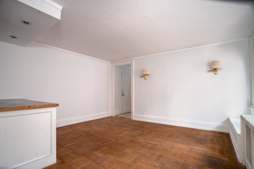 wide photo