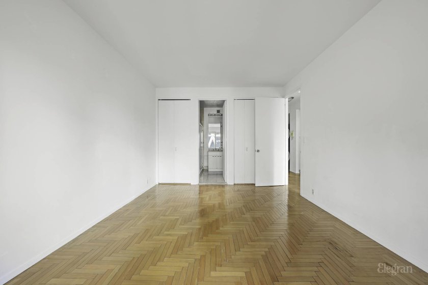 wide photo