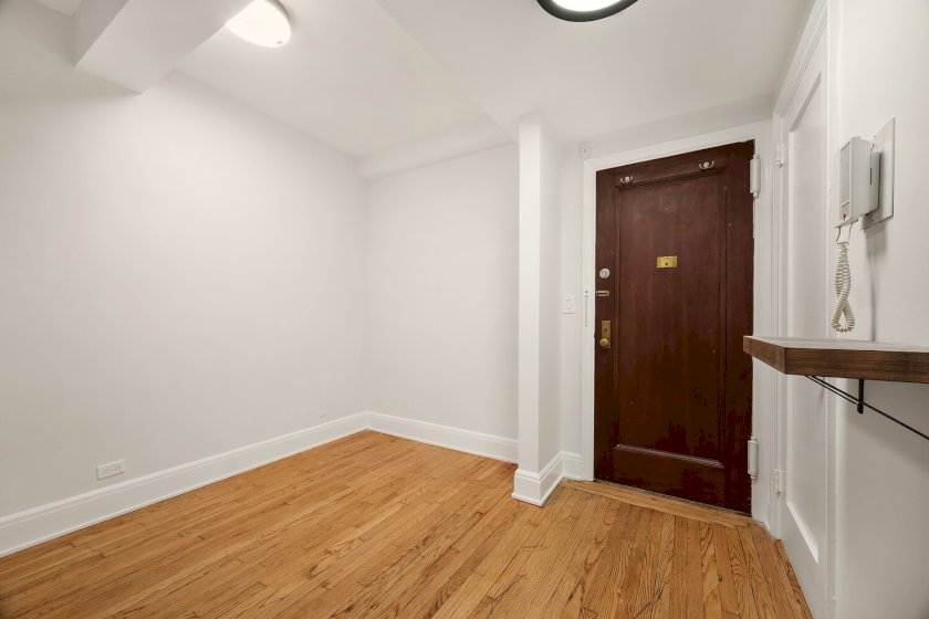 wide photo
