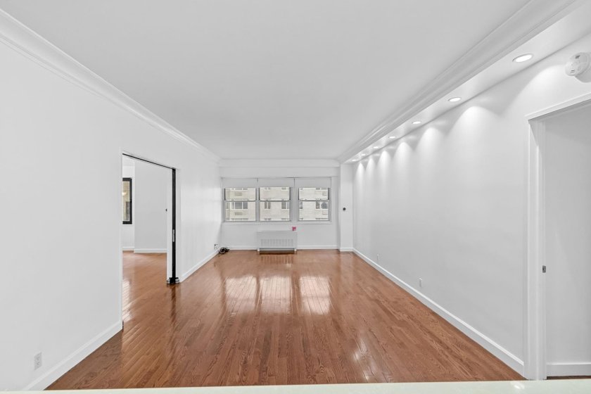 wide photo