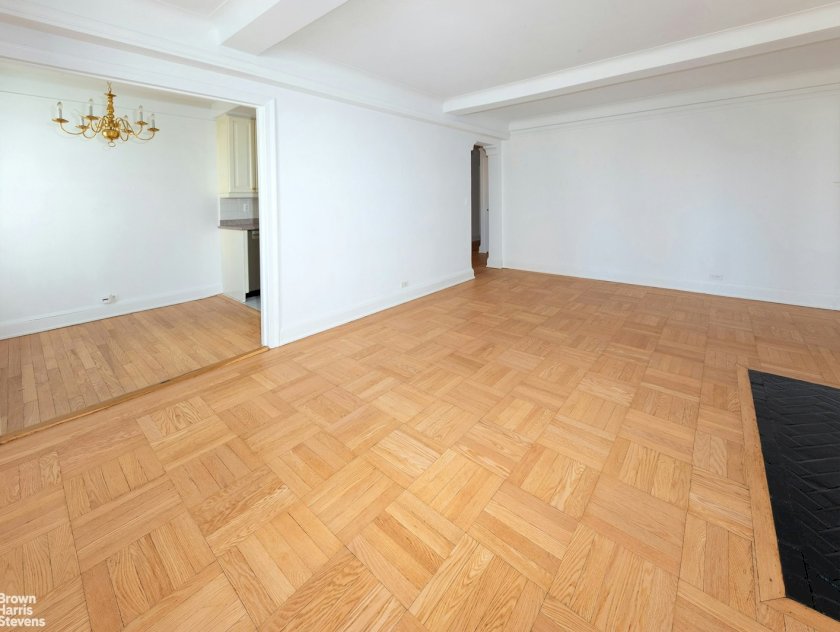 wide photo