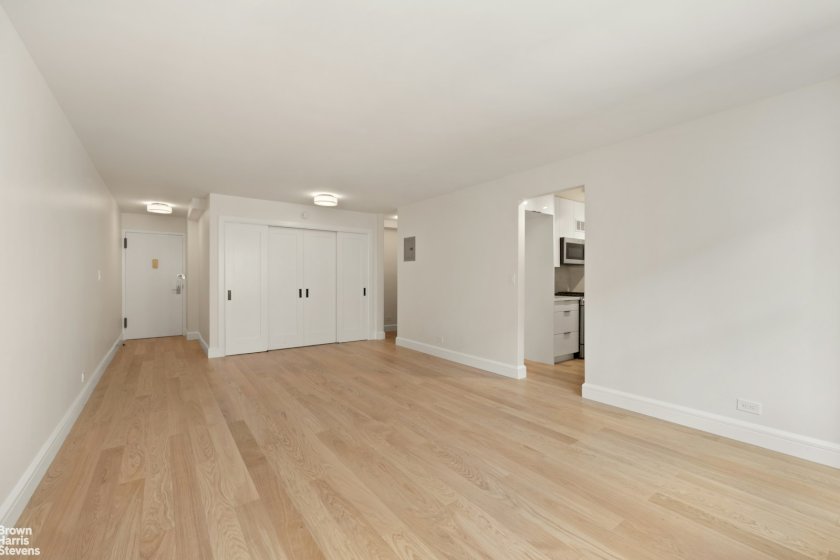 wide photo