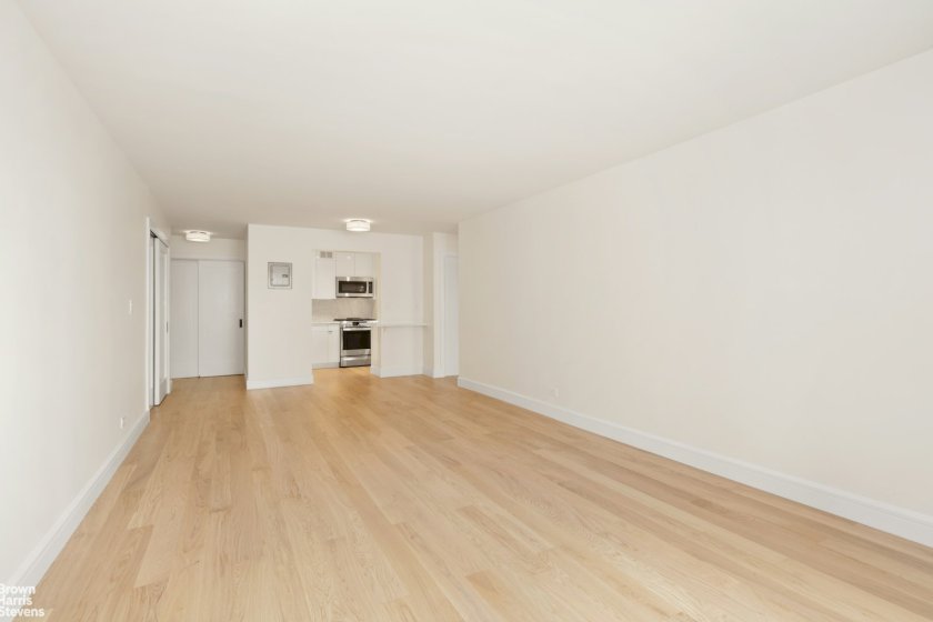 wide photo