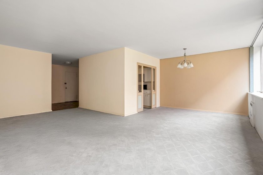 wide photo