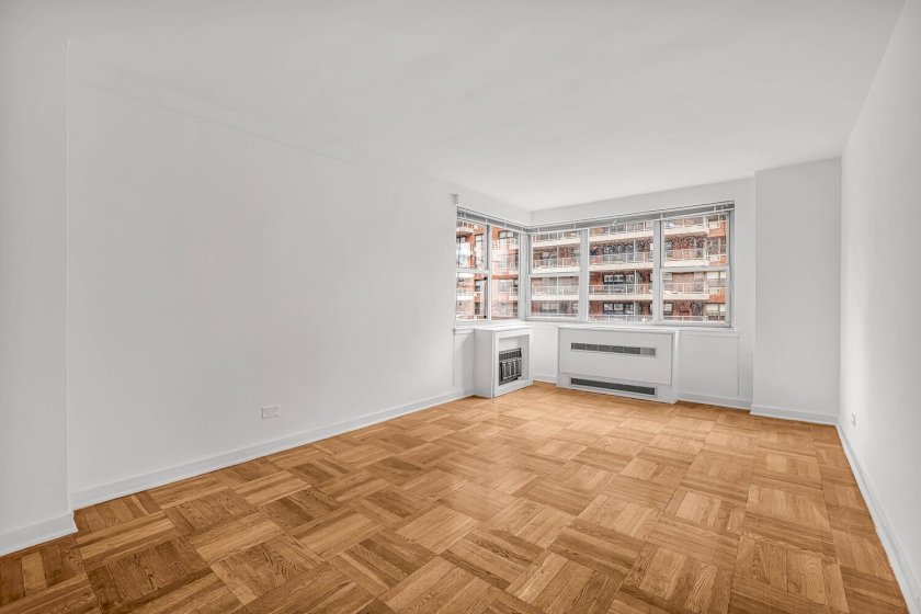wide photo