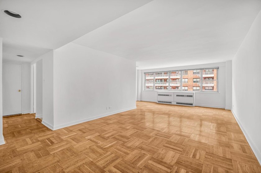 wide photo