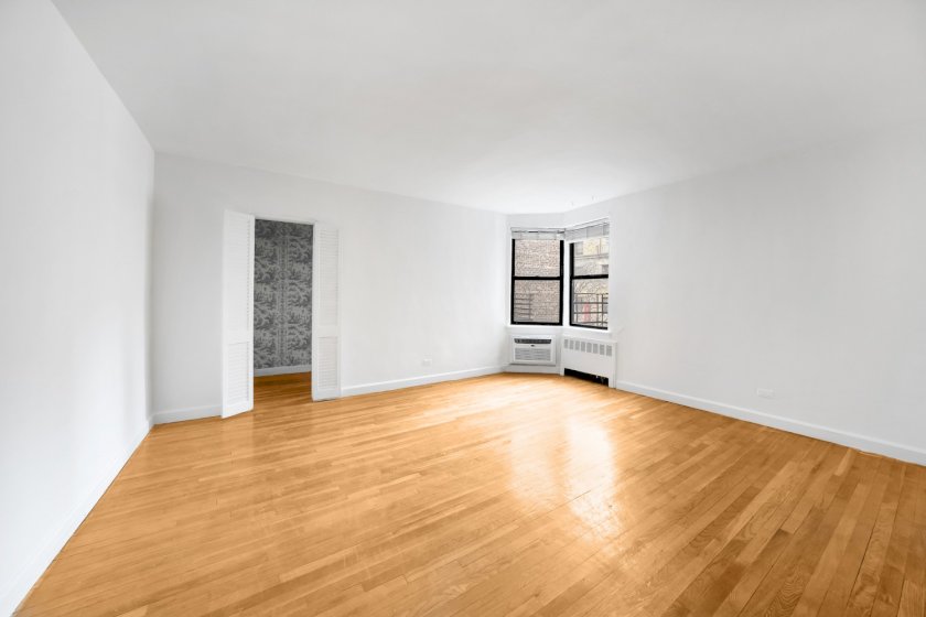 wide photo