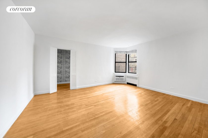 wide photo