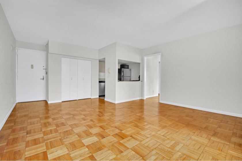 wide photo