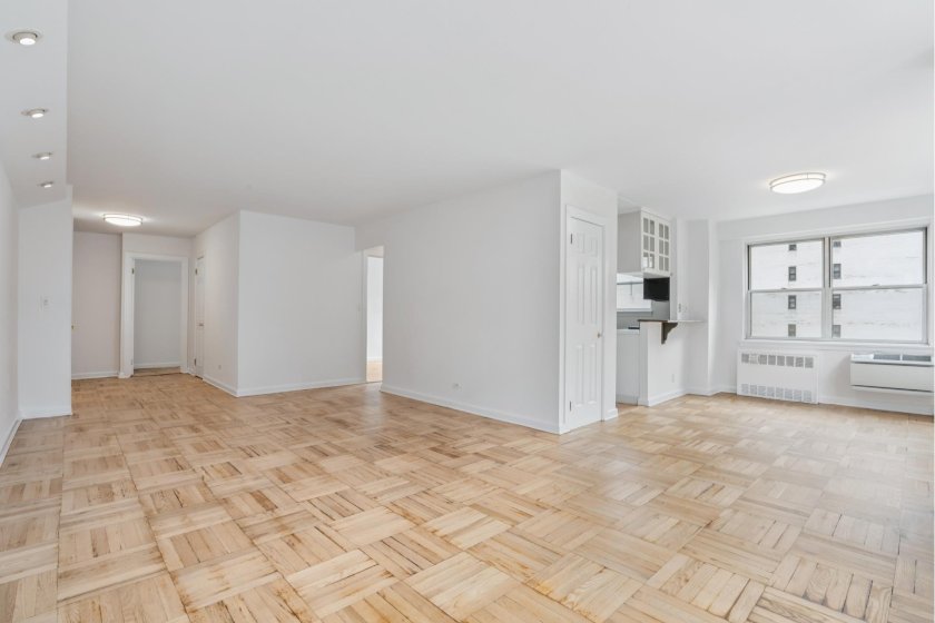 wide photo