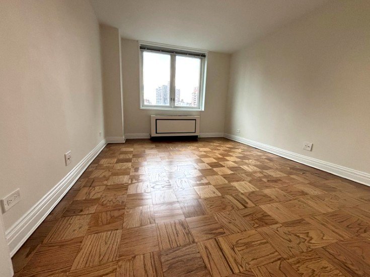 wide photo