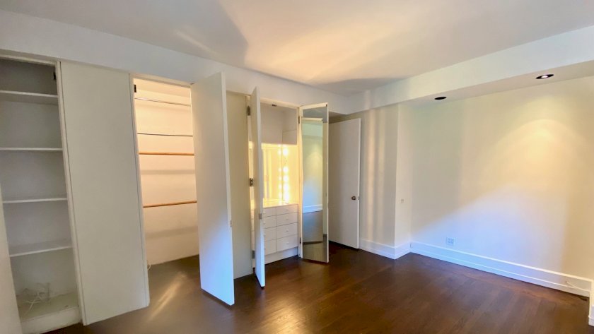 wide photo