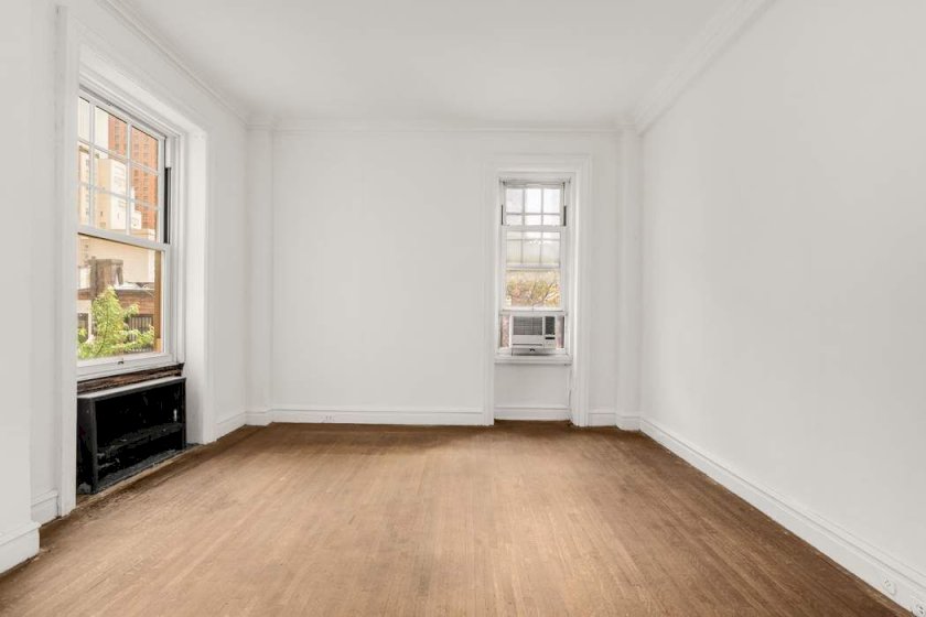 wide photo