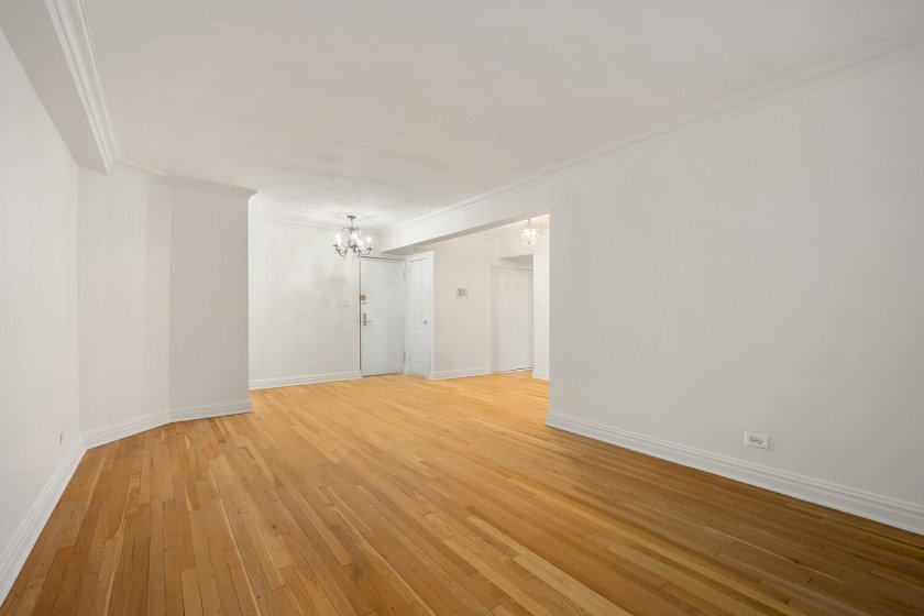 wide photo