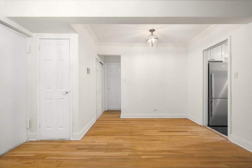 wide photo