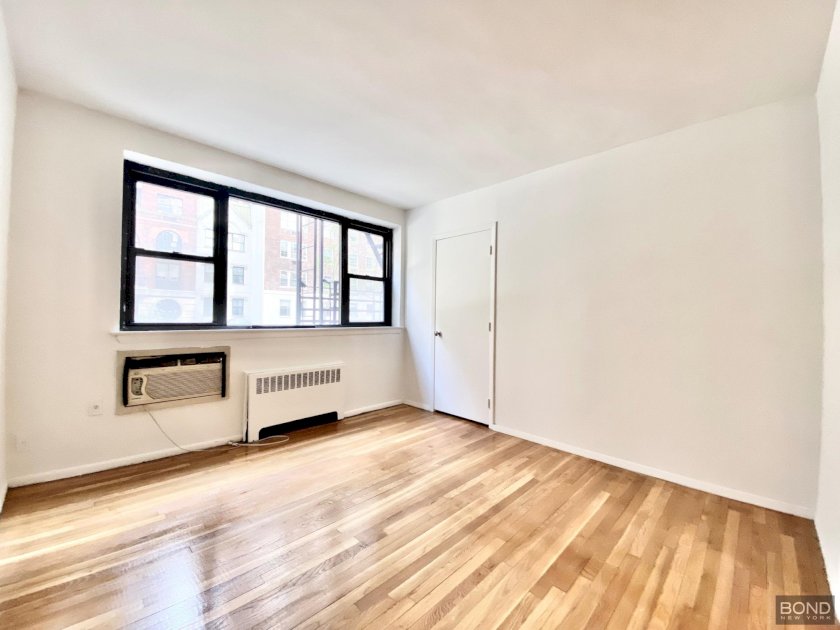 wide photo