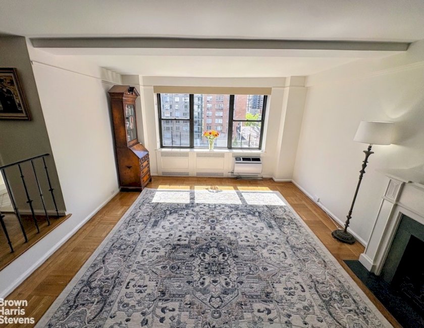 wide photo