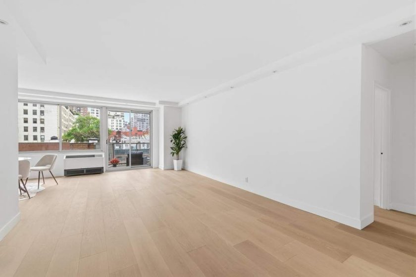 wide photo