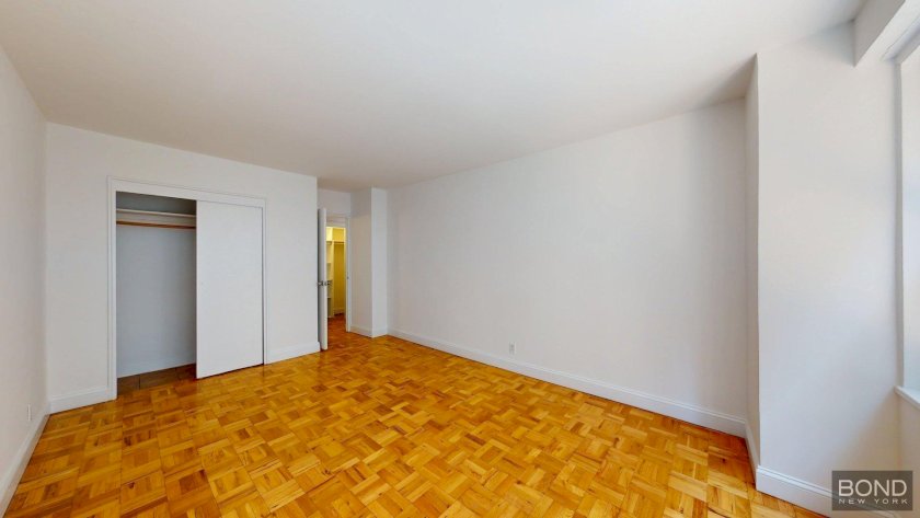 wide photo