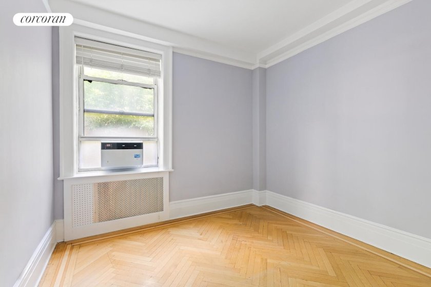 wide photo