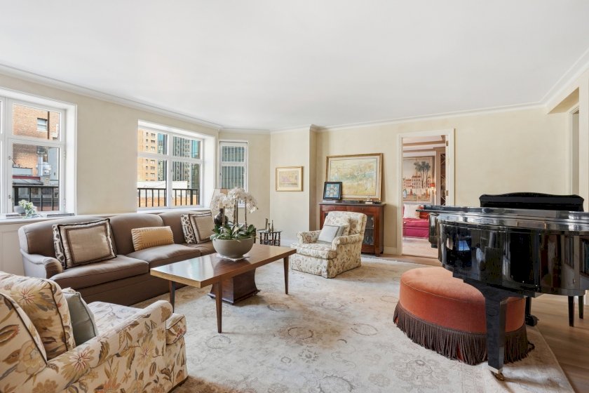 wide photo