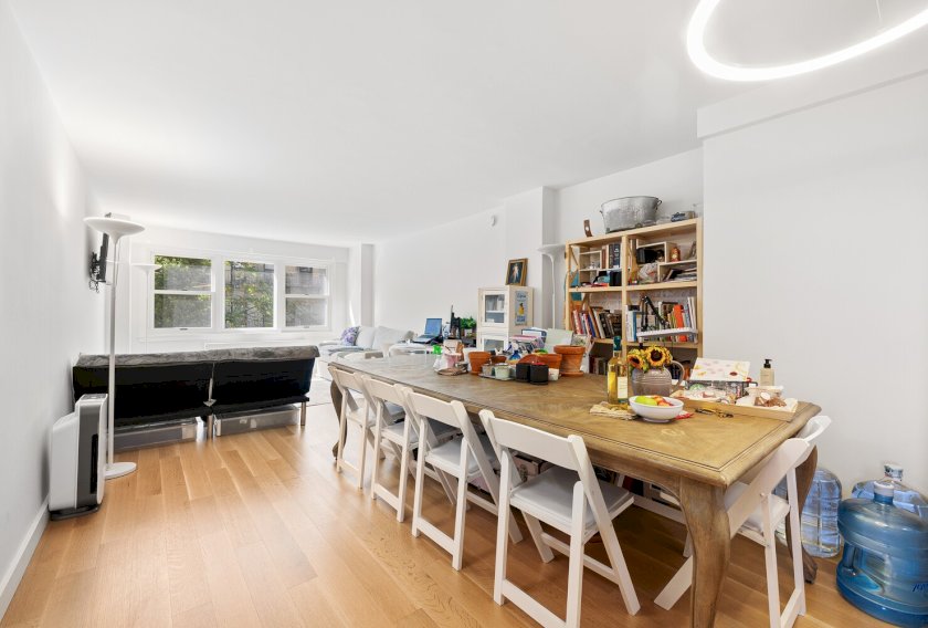 wide photo