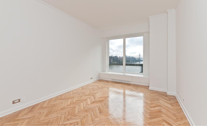 wide photo