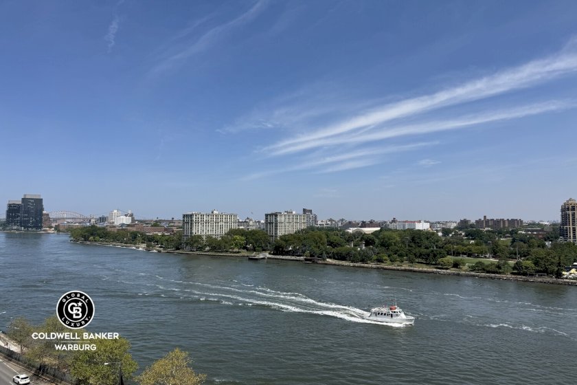 wide photo