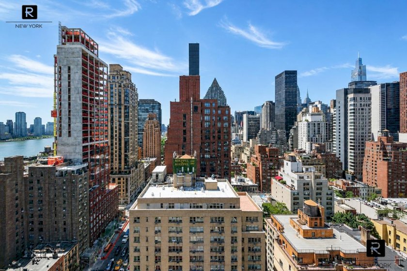 wide photo