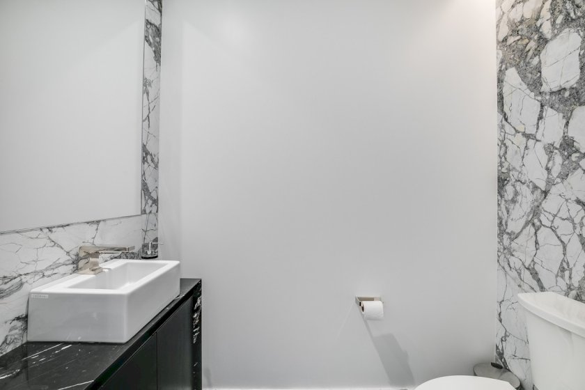 wide photo