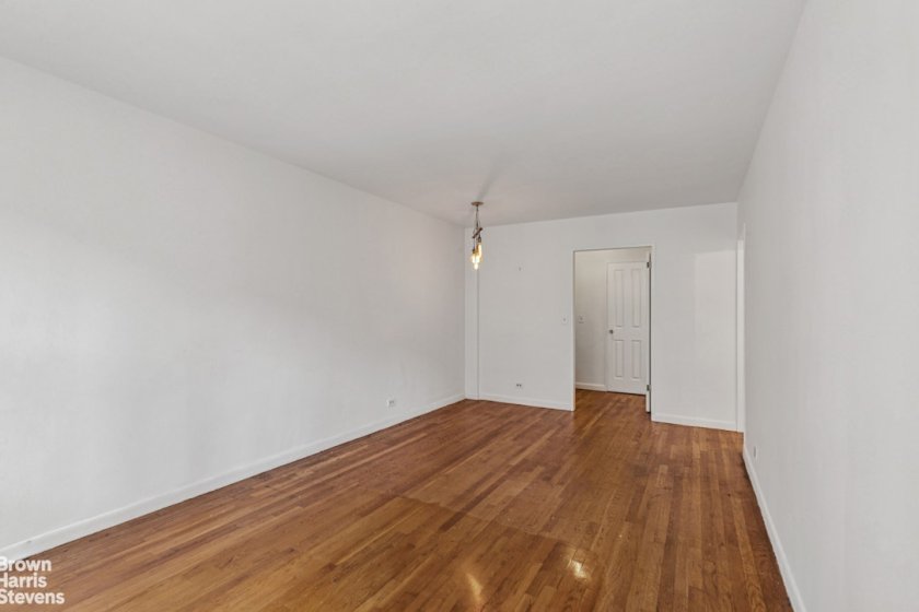 wide photo