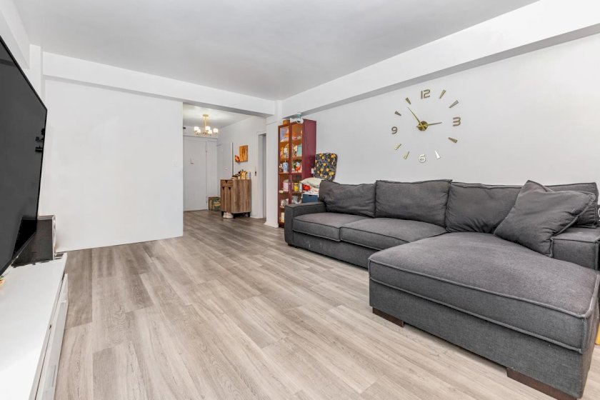 wide photo