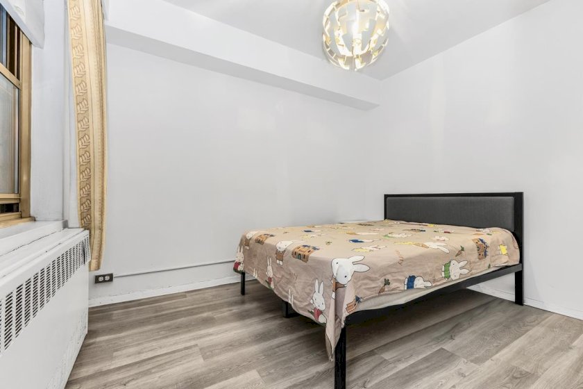 wide photo