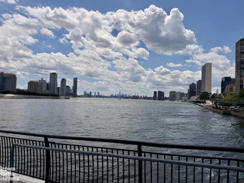 wide photo