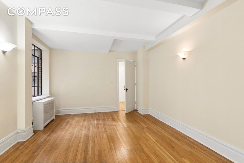 wide photo