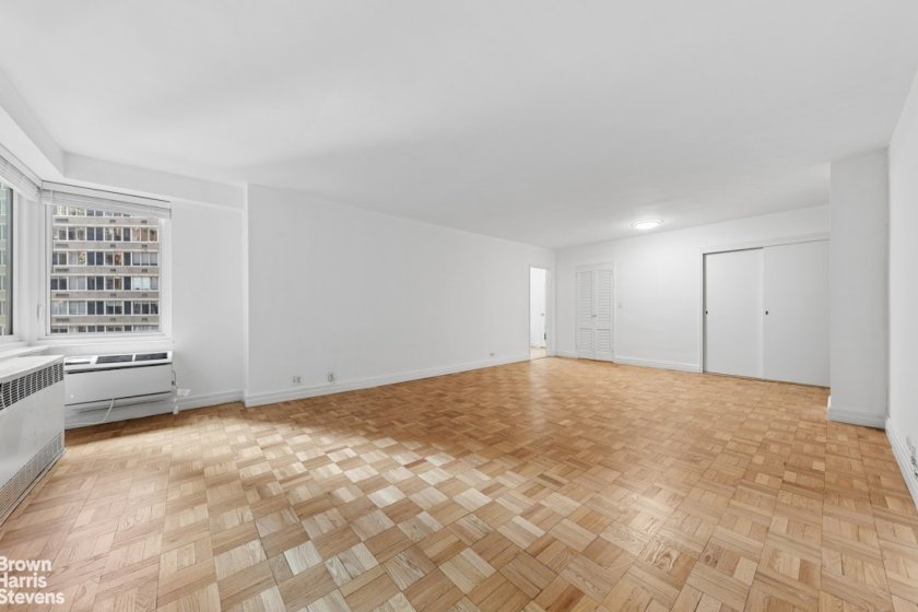 wide photo