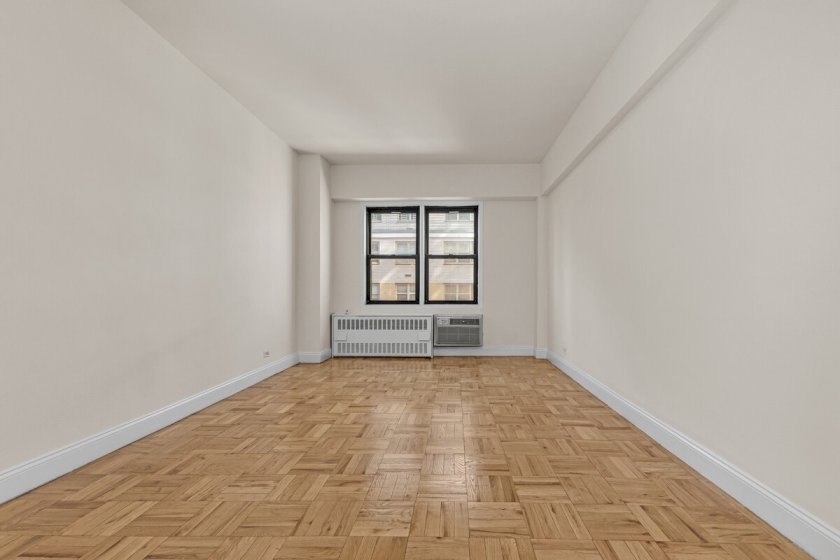 wide photo