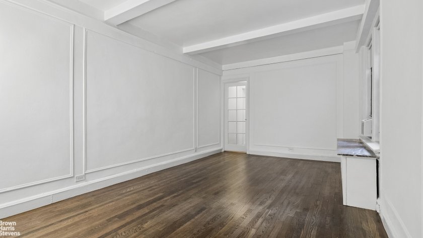 wide photo