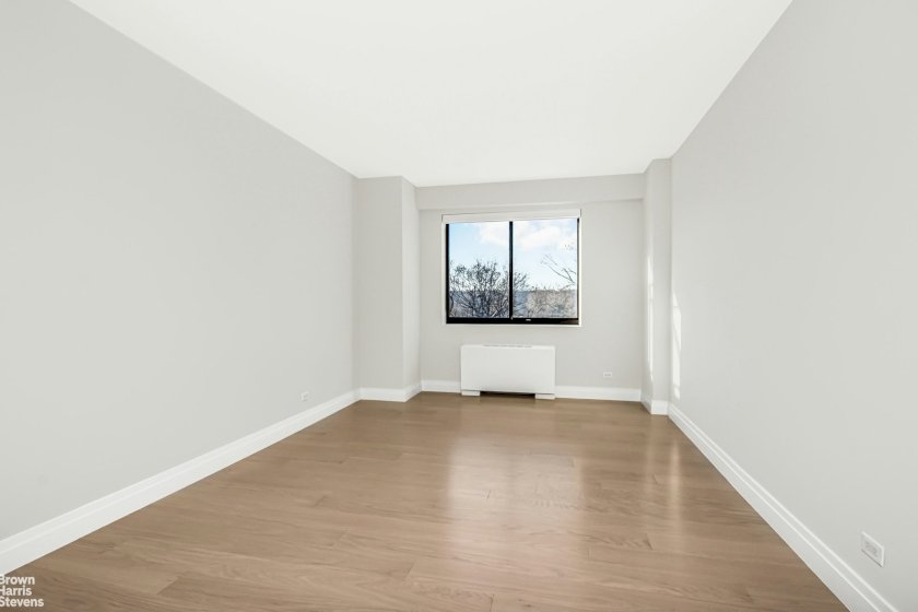 wide photo