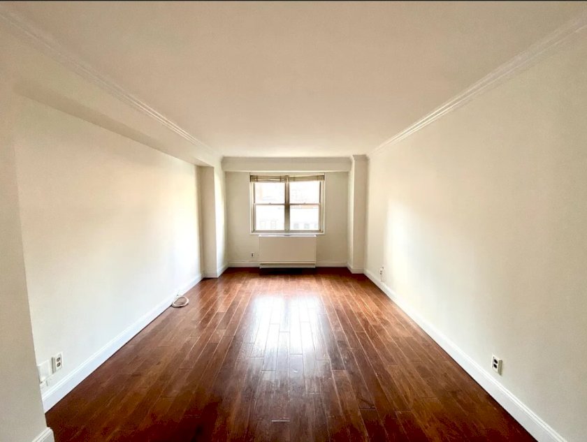 wide photo