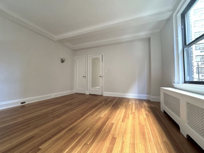 wide photo