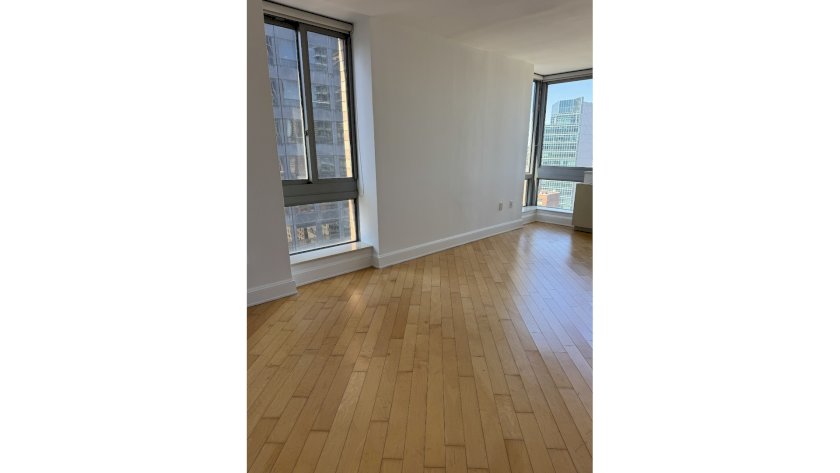 wide photo